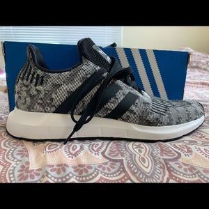 Adidas Men’s size 10